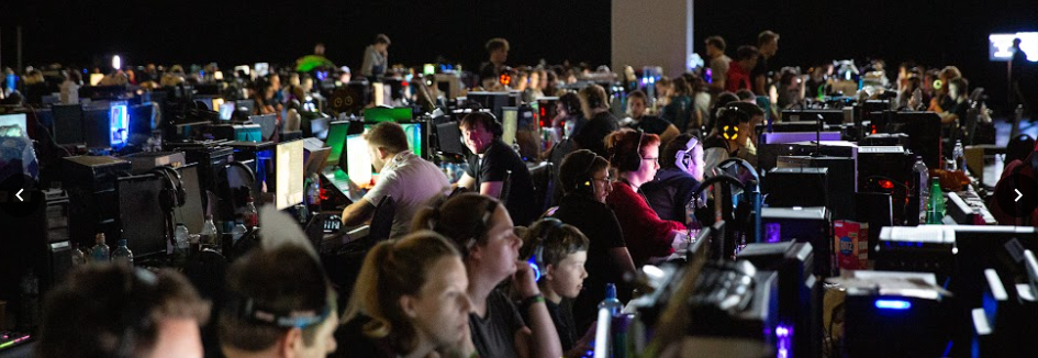 a lot of people in a LAN hall
